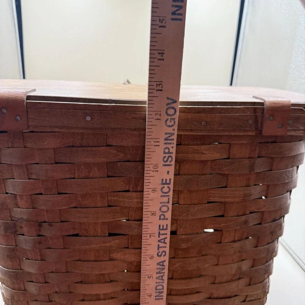 Vintage 1986 Longaberger Footed Basket W/Handle Signed Magazine Holder W/Lid